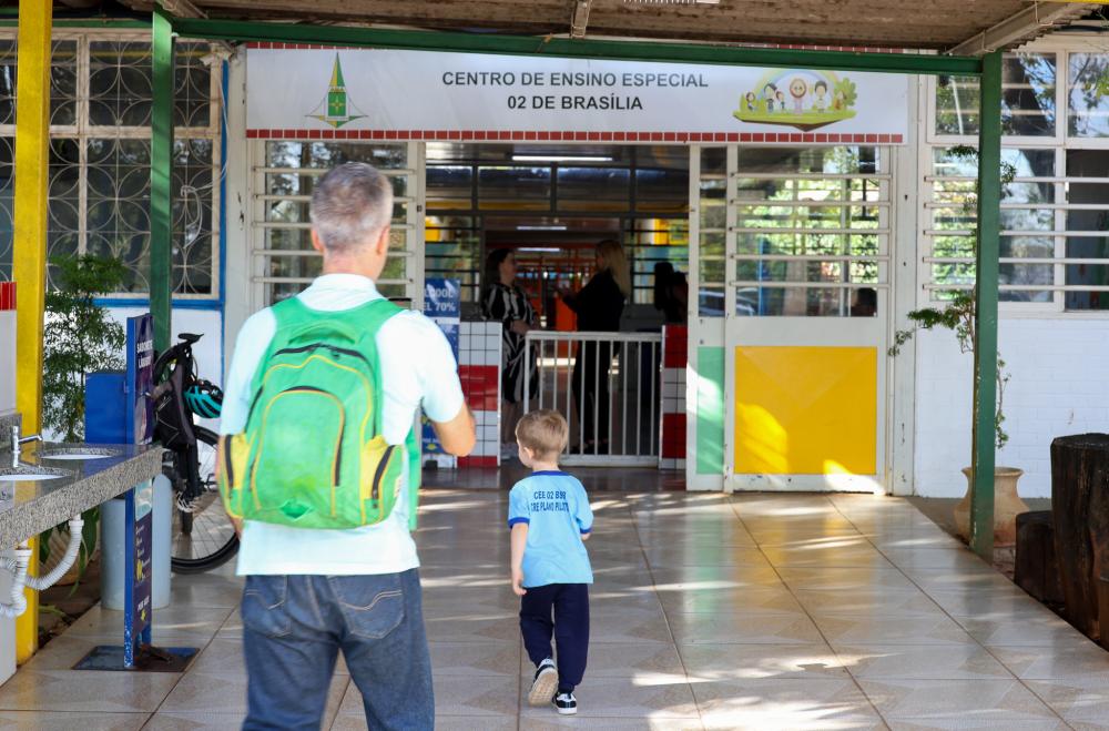 Capa da notícia: Grupo de trabalho é criado para desenvolver indicadores de avaliação para a educação especial